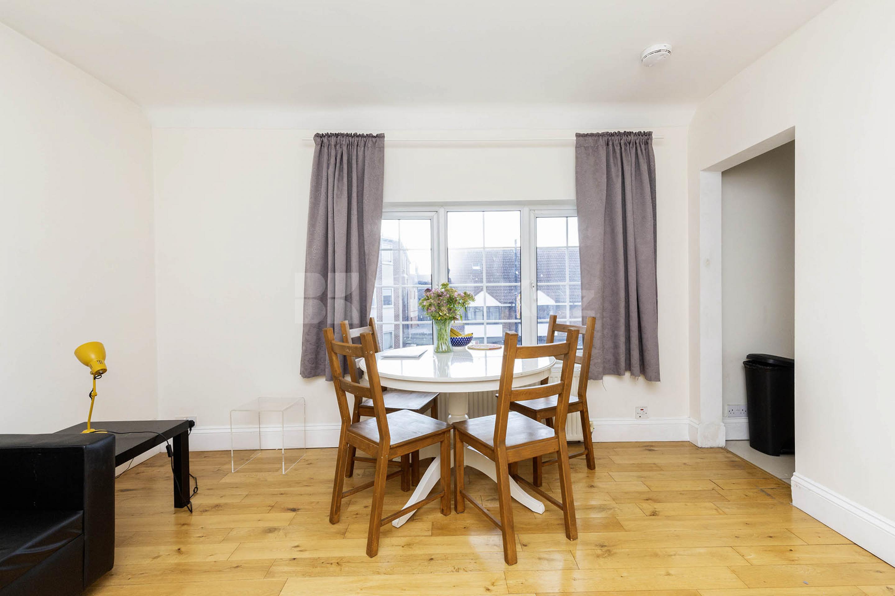 Surrounded by an abundance of amenities and walking distance to a station  High Street, High Barnet EN5